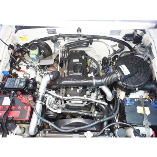 TOYOTA HILUX 5L LE 4 600x600
